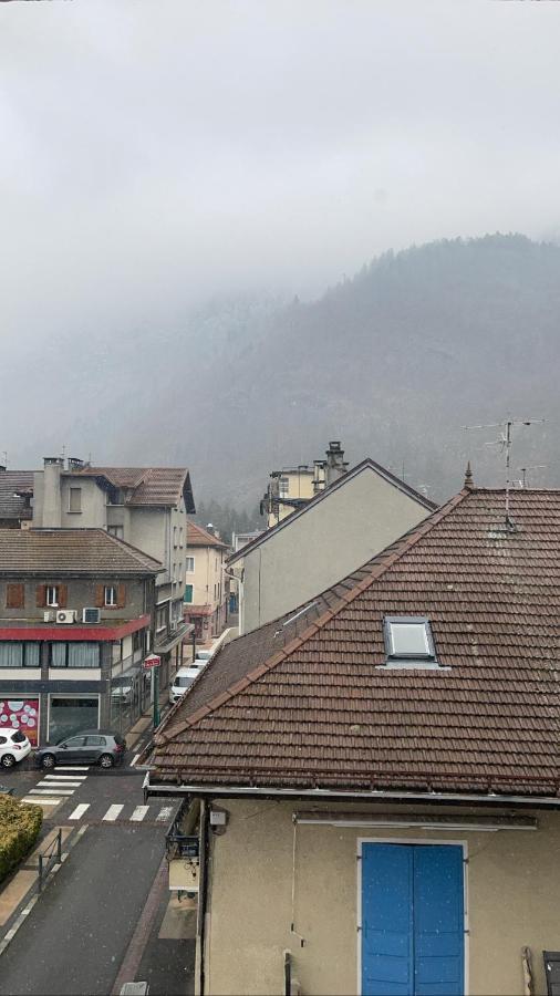 Appartement Entre Geneve Et Chamonix Au Pied Des Montagnes Cluses Exteriör bild